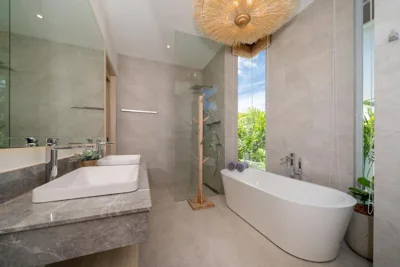 Tropical Brand New 4BR Pool Villa Mina, just 5 min Drive from Naiharn – Fotos 3